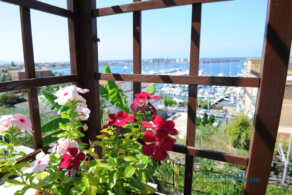 B&B Villa Delle Rondini Vibo Valentia Marina Exterior photo
