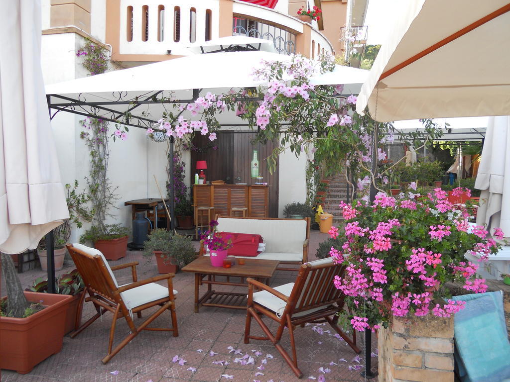 B&B Villa Delle Rondini Vibo Valentia Marina Exterior photo